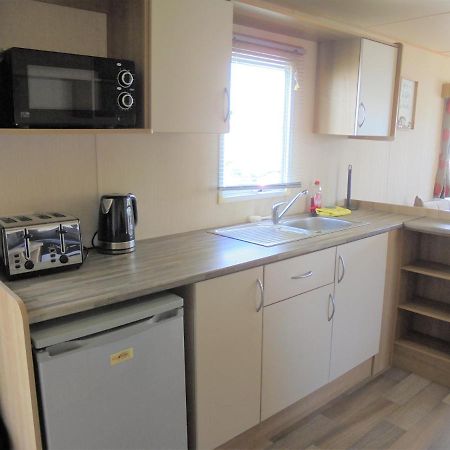 Kingfisher : Horizon Ii:- 8 Berth, Close To Site Entrance อินโกลด์เมลส์ ภายนอก รูปภาพ