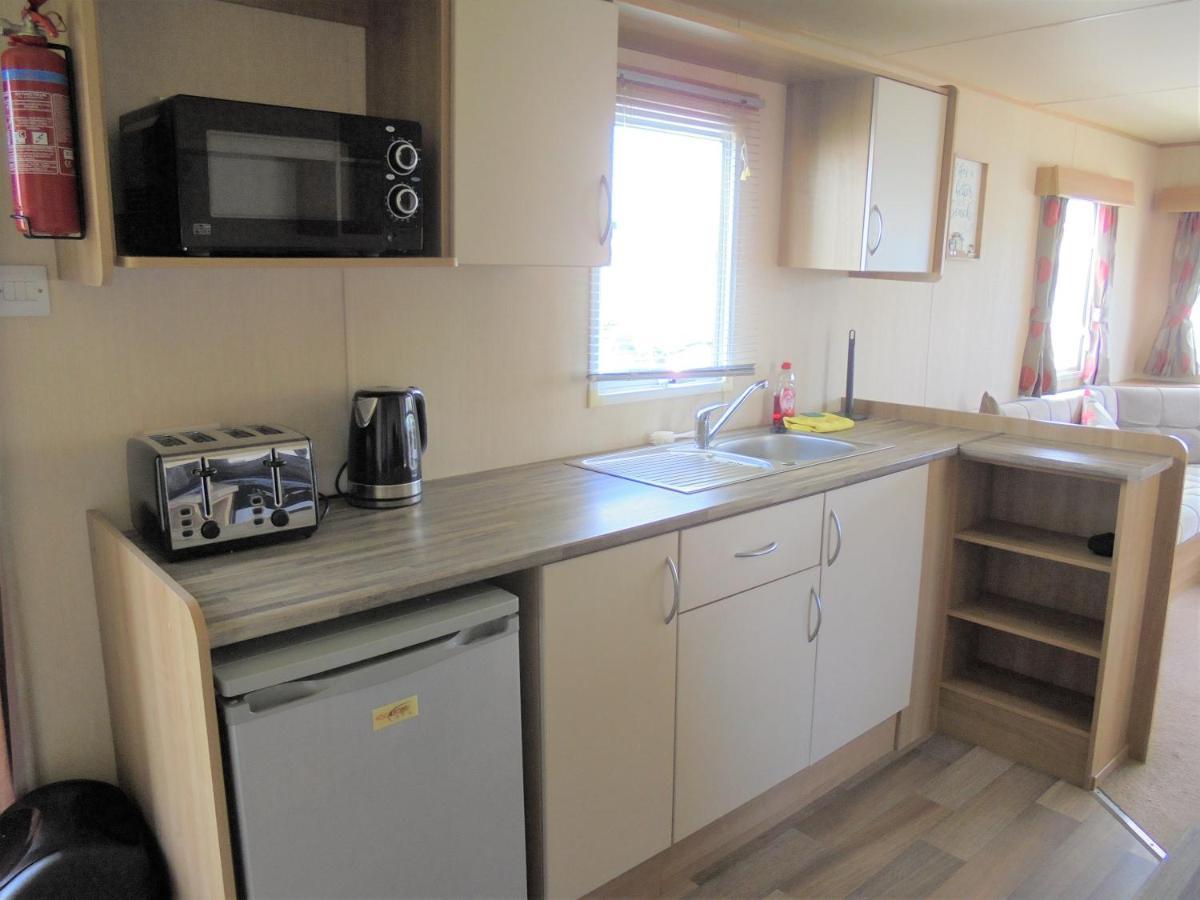 Kingfisher : Horizon Ii:- 8 Berth, Close To Site Entrance อินโกลด์เมลส์ ภายนอก รูปภาพ