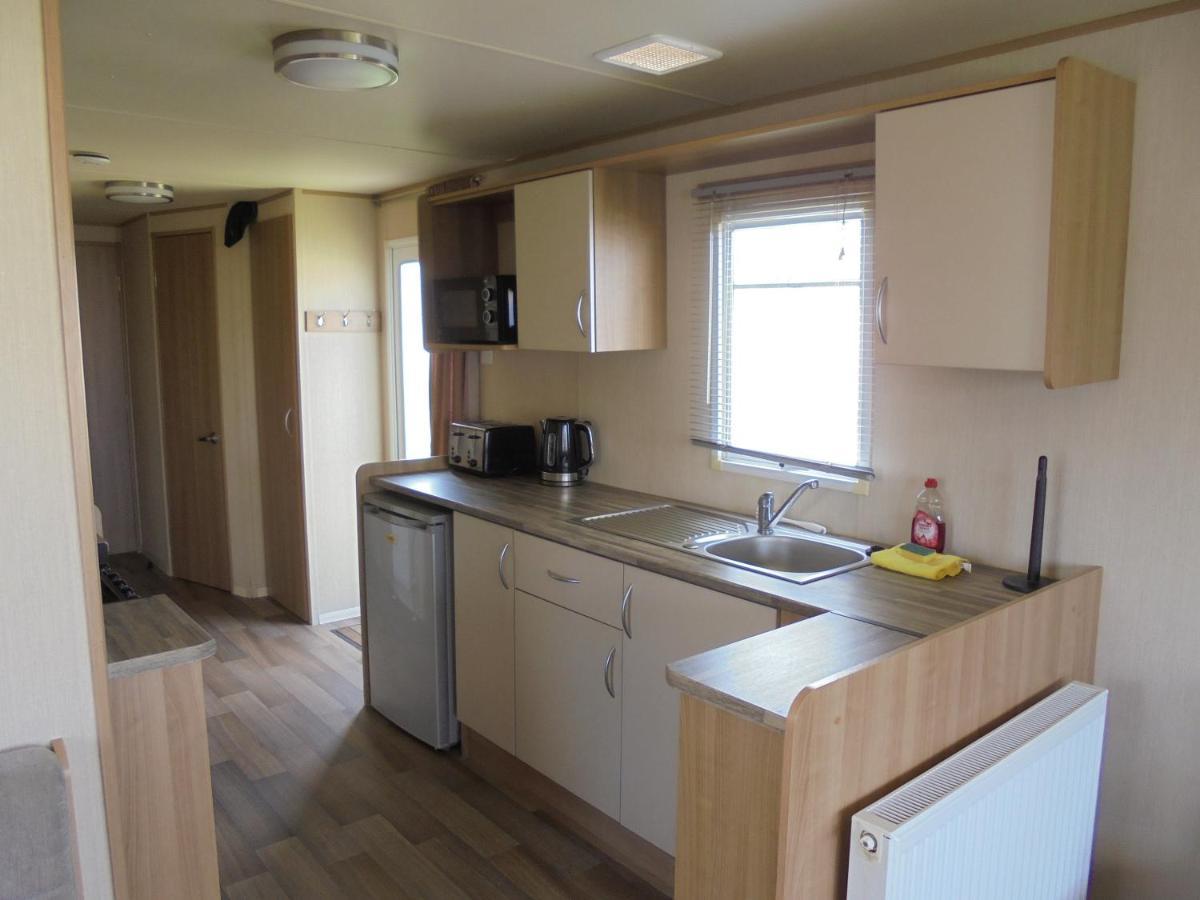 Kingfisher : Horizon Ii:- 8 Berth, Close To Site Entrance อินโกลด์เมลส์ ภายนอก รูปภาพ