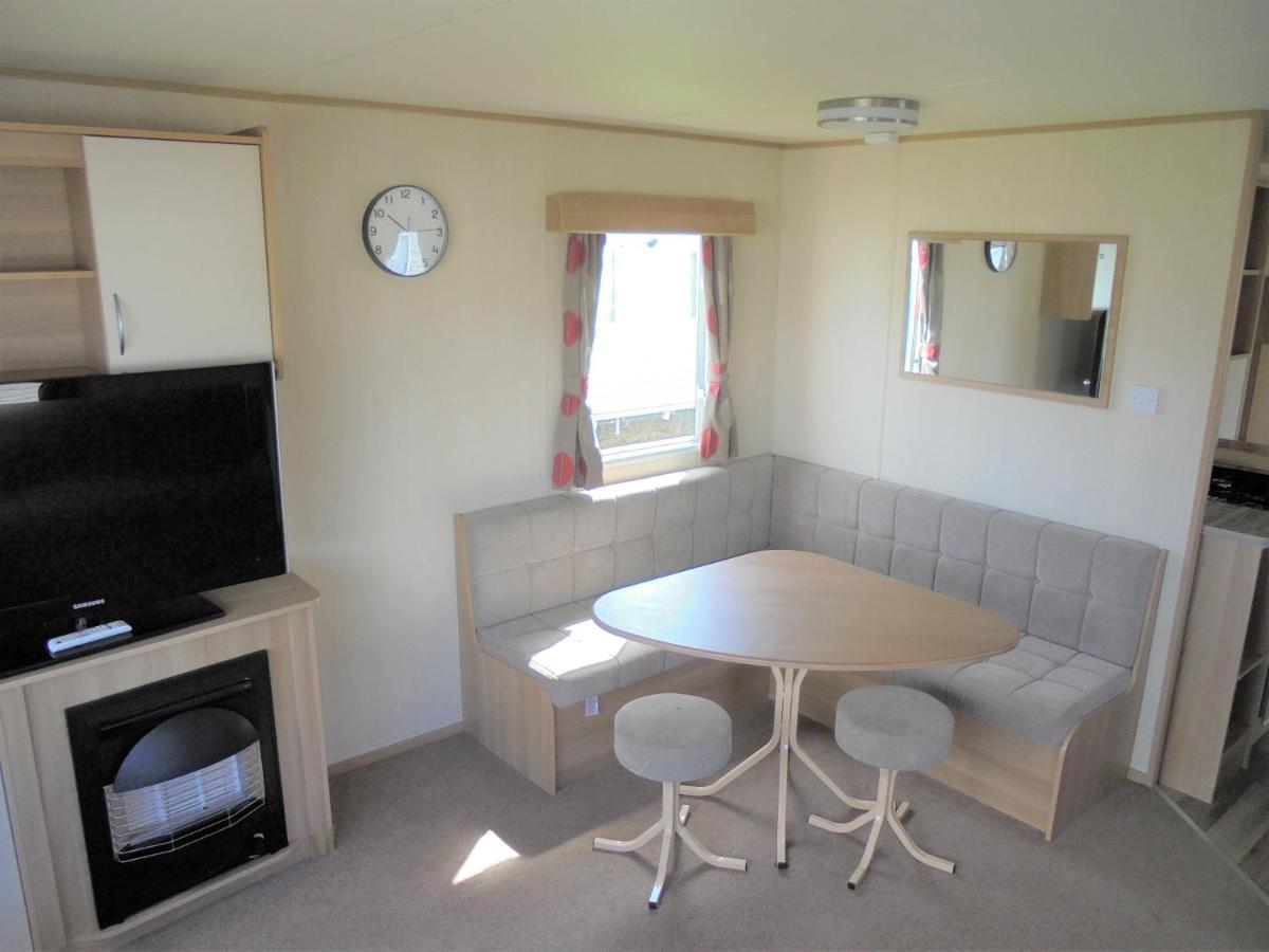 Kingfisher : Horizon Ii:- 8 Berth, Close To Site Entrance อินโกลด์เมลส์ ภายนอก รูปภาพ